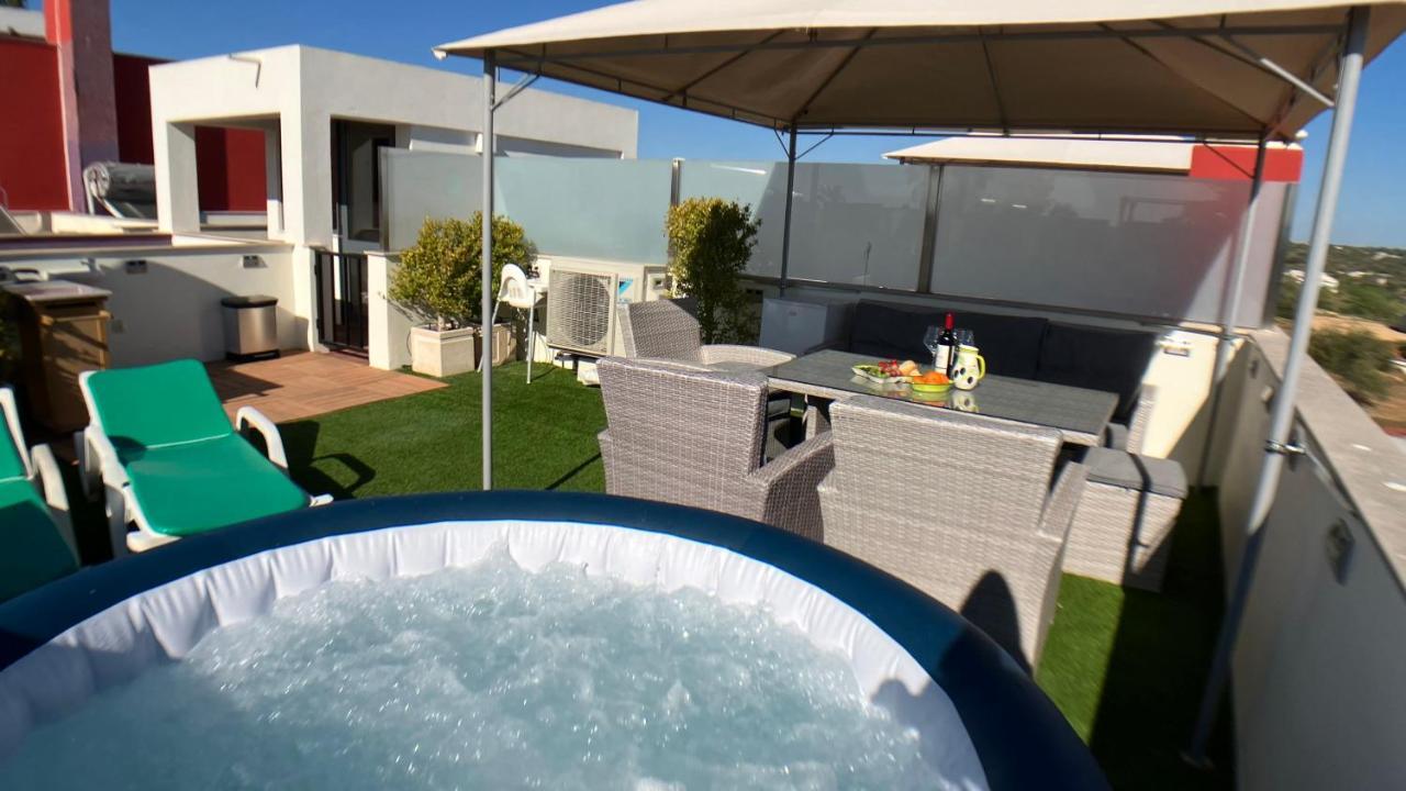 Apartment Beta - 2 Bedrooms, Private Rooftop Patio With Hot Tub, Bbq And View Ferragudo  Eksteriør billede